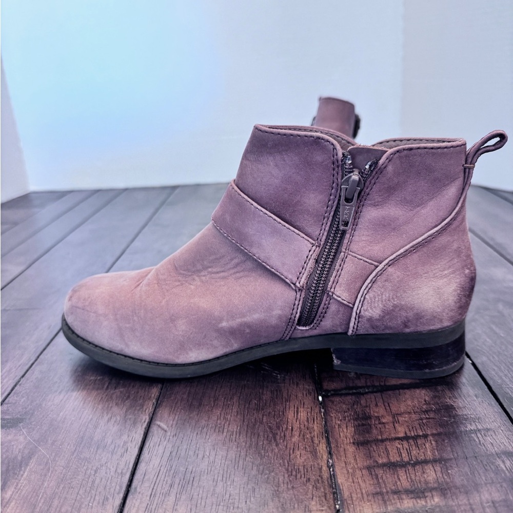 Vionic Logan Ankle Buckle Booties Brown Suede Leather-size 6 - Picture 7 of 9